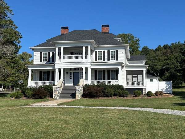 104 Acres of Land with Home for Sale in Draper, Virginia