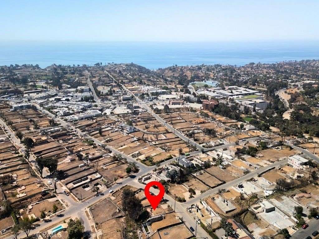 0.15 Acres of Land for Sale in Pacific Palisades, California