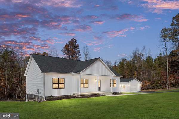 7 Acres of Residential Land with Home for Sale in Unionville, Virginia