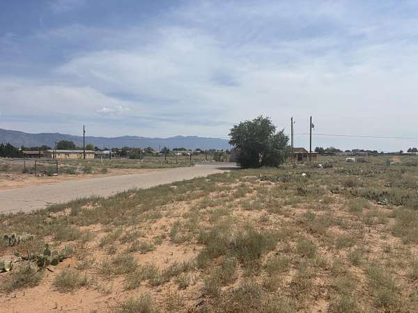 0.33 Acres of Residential Land for Sale in Meadow Lake, New Mexico