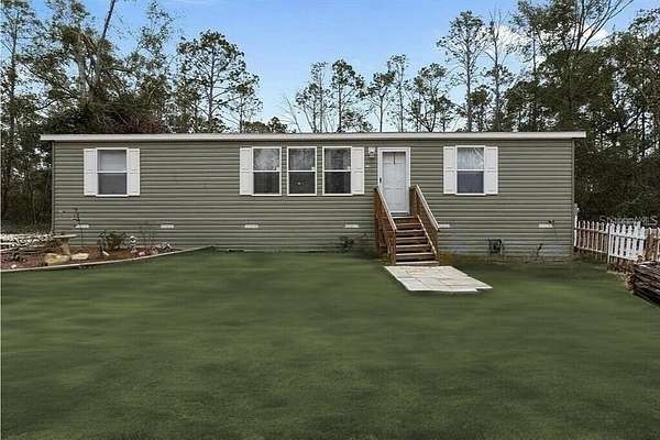 4 Acres of Residential Land with Home for Sale in O'Brien, Florida