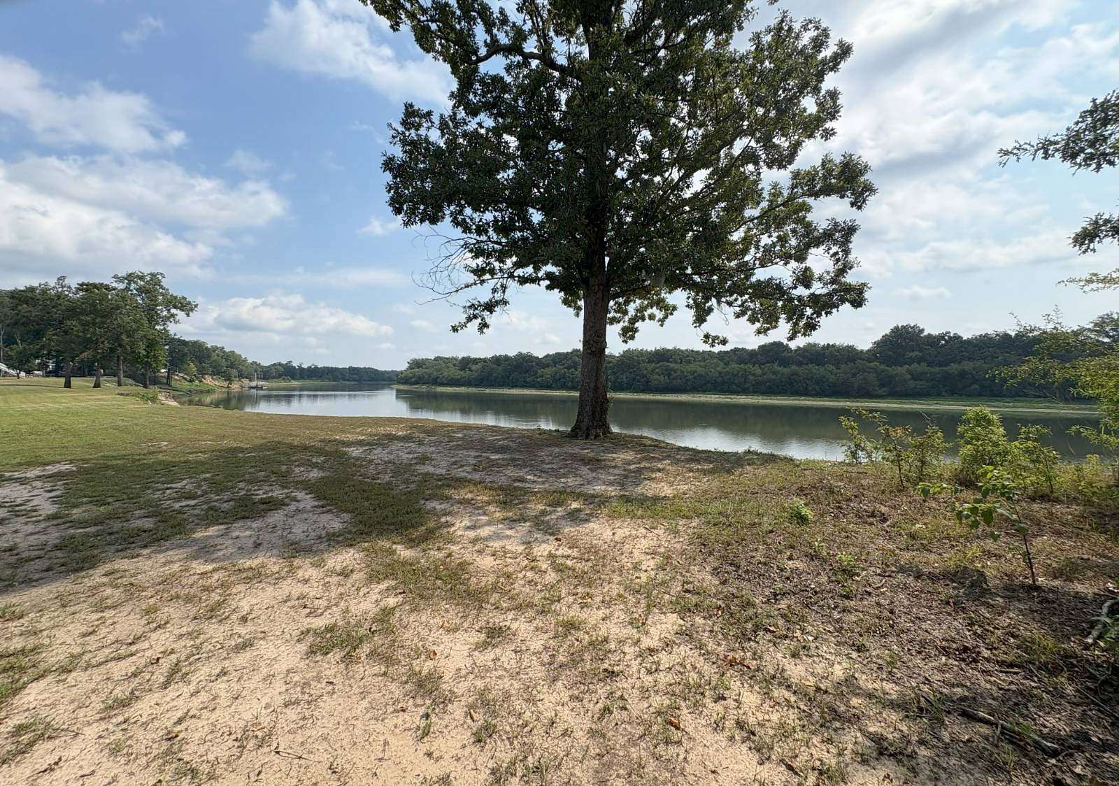18 Acres of Recreational & Residential Land for Sale in West Monroe, Louisiana