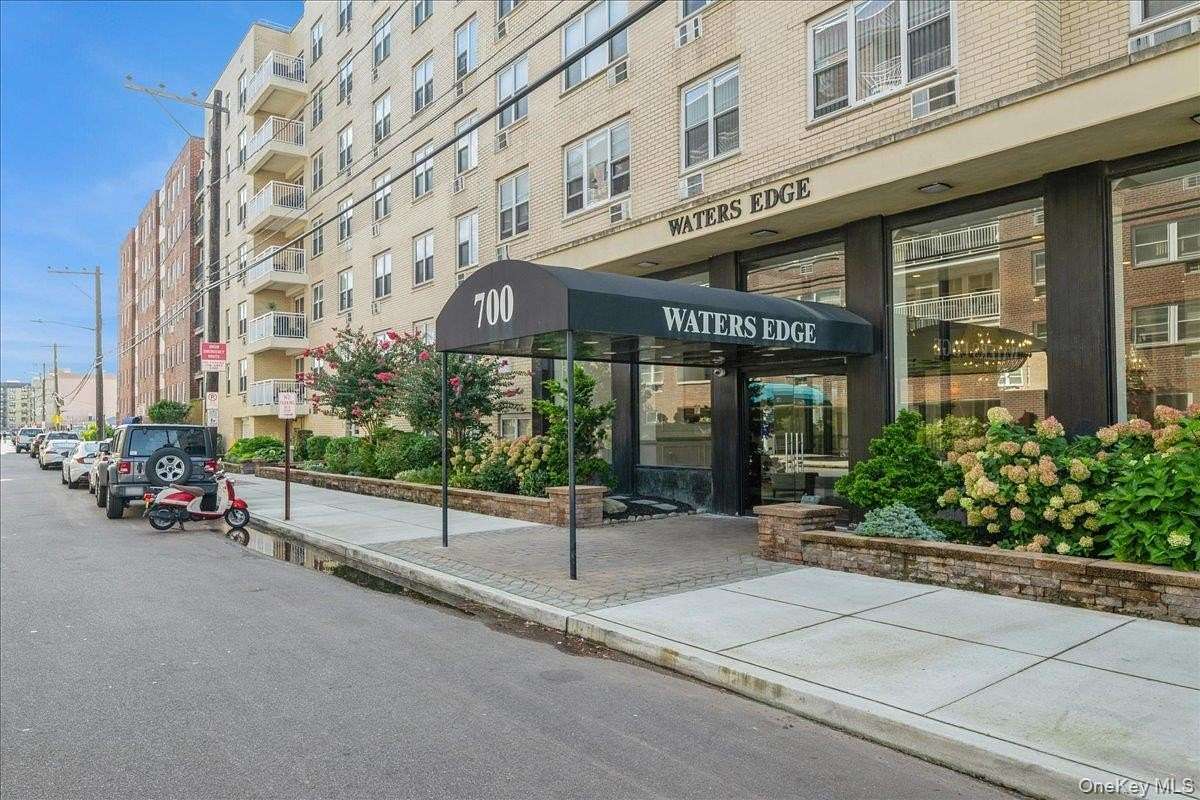 1.15 Acres of Improved Residential Land for Sale in Long Beach, New York