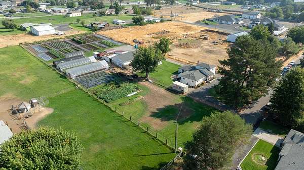 1.8 Acres of Residential Land with Home for Sale in Pasco, Washington