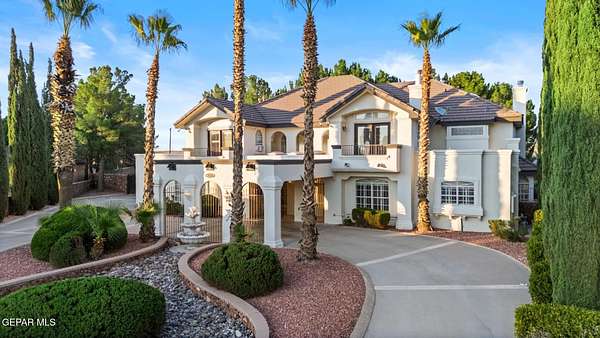 1.68 Acres of Residential Land with Home for Sale in El Paso, Texas