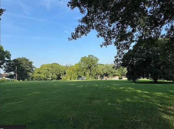 2.7 Acres of Residential Land for Sale in Independence, Missouri