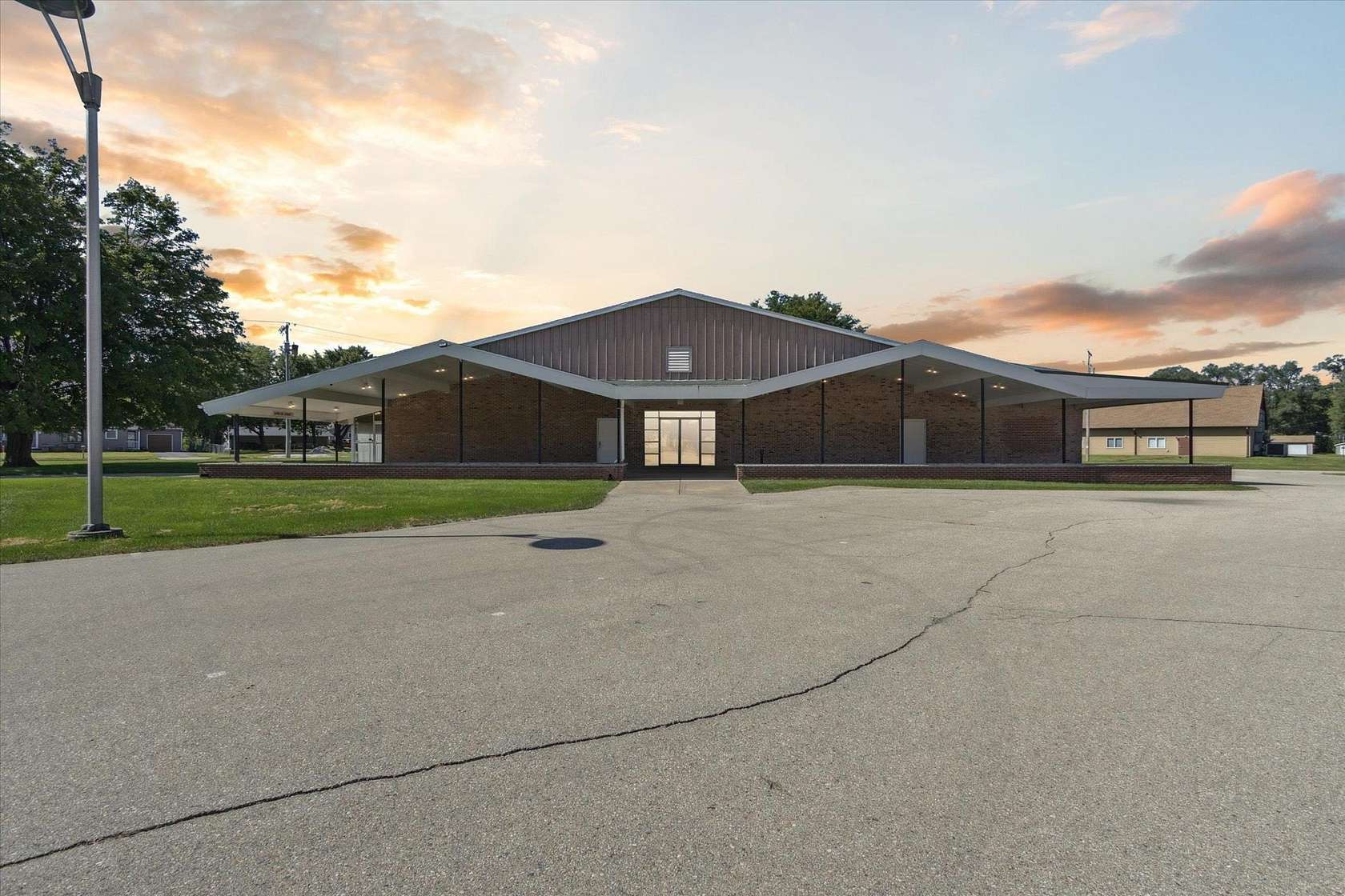 3 Acres of Improved Commercial Land for Sale in Beloit, Wisconsin