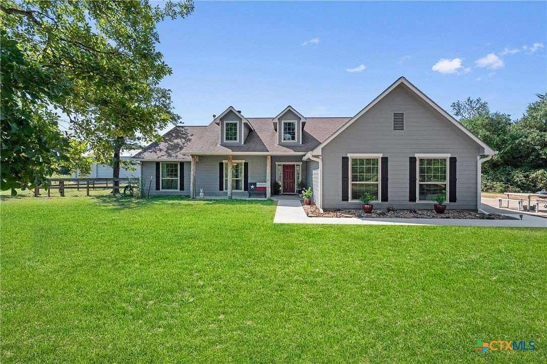 15.7 Acres of Recreational Land with Home for Sale in Rockdale, Texas