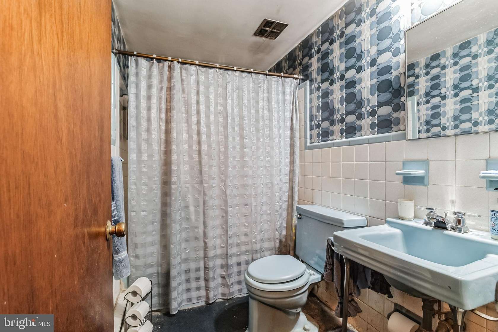 5.8 Acres of Residential Land with Home for Sale in Washington Crossing, Pennsylvania