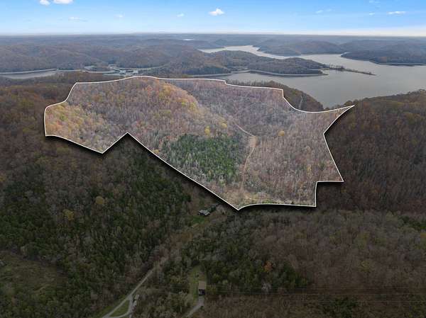 86 Acres of Land for Sale in Lancaster, Tennessee