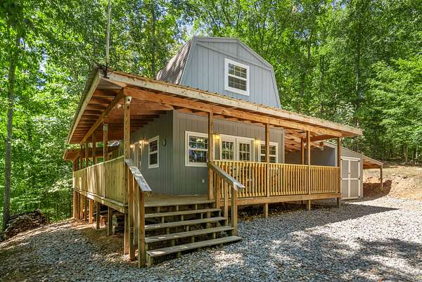 2.18 Acres of Residential Land with Home for Sale in Cumberland City, Tennessee