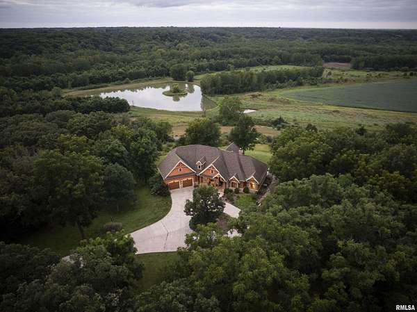 247 Acres of Improved Land for Sale in Dahinda, Illinois