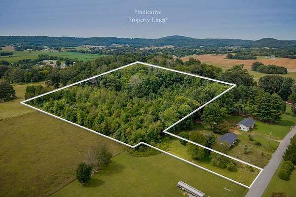 7.85 Acres of Land for Sale in Doyle, Tennessee
