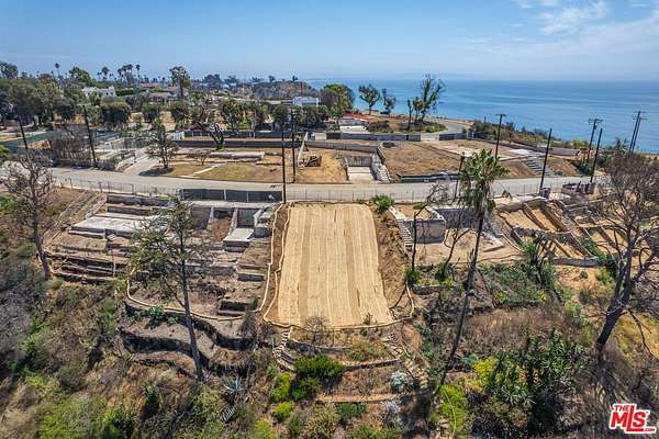 0.18 Acres of Residential Land for Sale in Pacific Palisades, California
