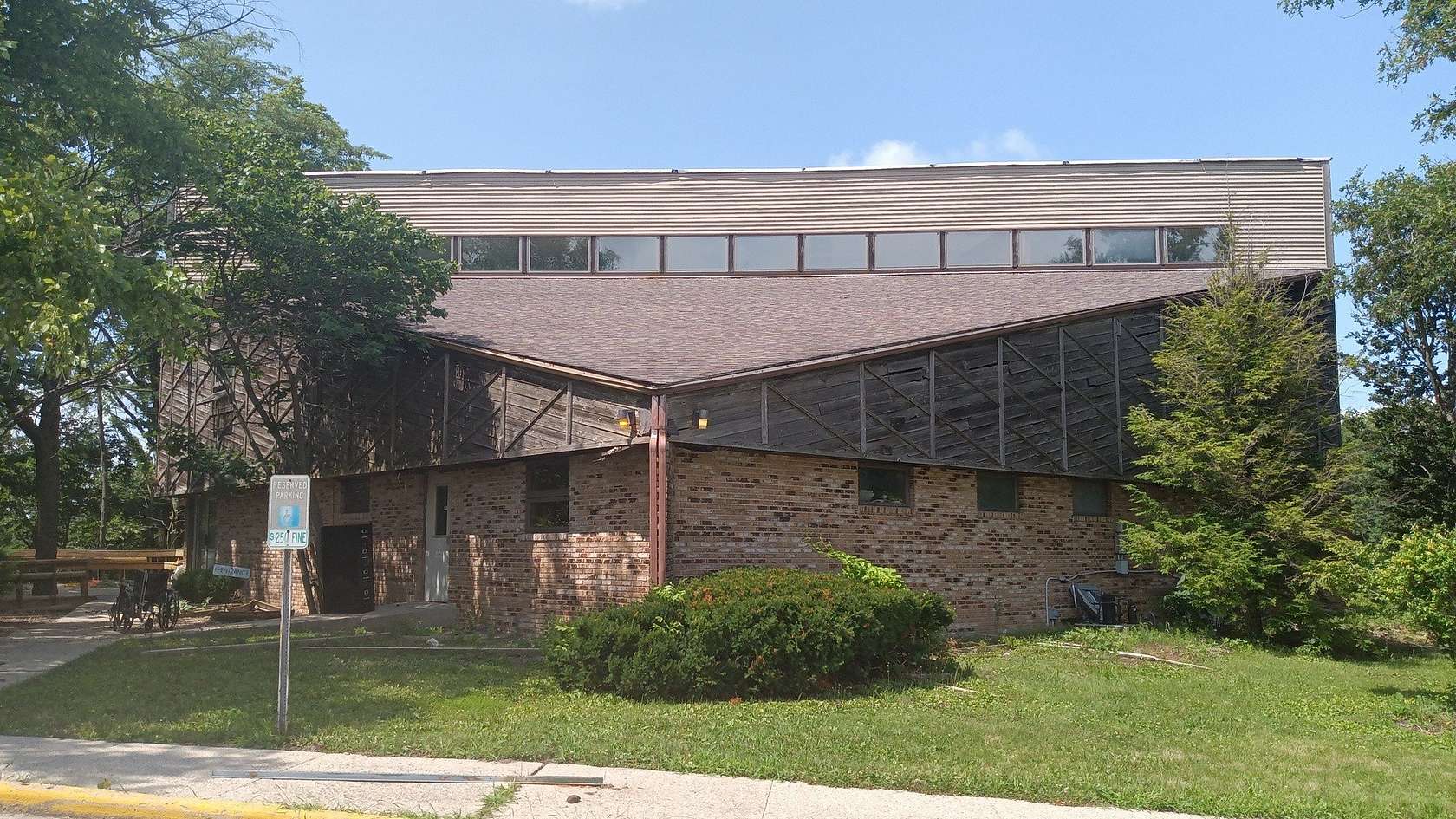 1.5 Acres of Improved Commercial Land for Sale in Charleston, Illinois