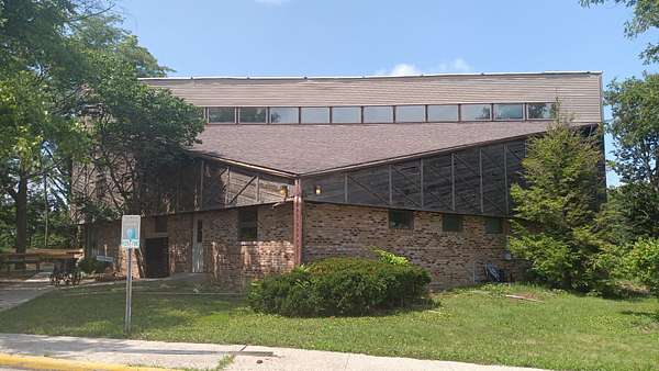 1.5 Acres of Improved Commercial Land for Sale in Charleston, Illinois