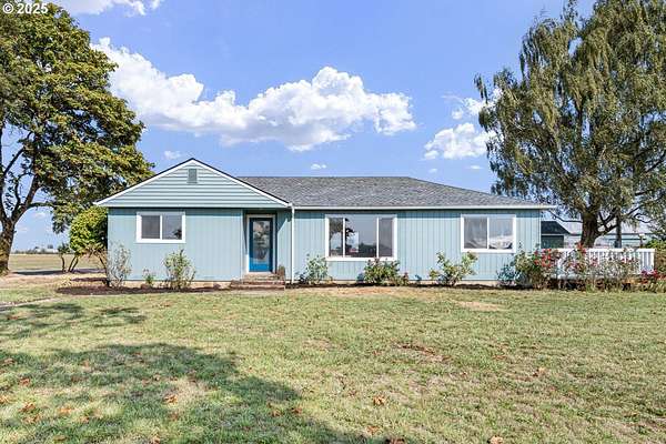 2.75 Acres of Residential Land with Home for Sale in Harrisburg, Oregon