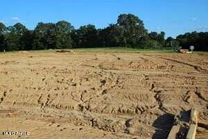 2 Acres of Residential Land for Sale in Holly Springs, Mississippi