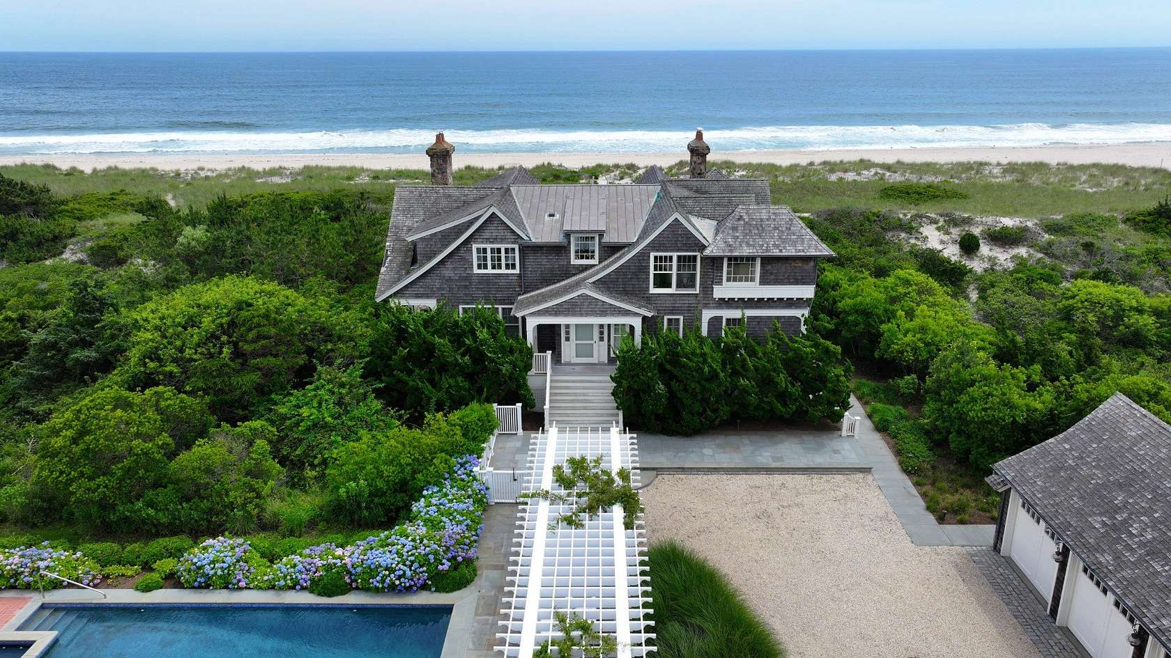 3.14 Acres of Land with Home for Sale in Bridgehampton, New York