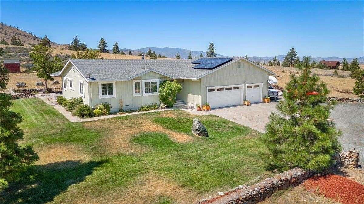 40 Acres of Agricultural Land with Home for Sale in Weed, California