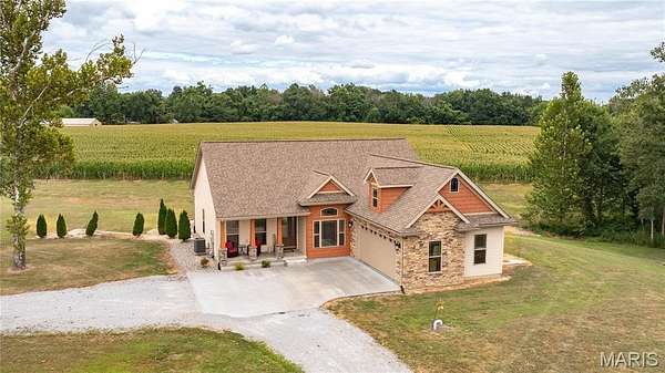 8 Acres of Residential Land with Home for Sale in Bethalto, Illinois