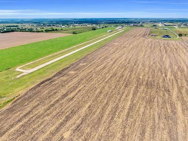 20 Acres of Agricultural Land for Sale in Venus, Texas