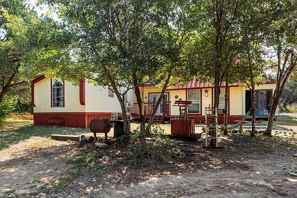 3.1 Acres of Residential Land with Home for Sale in Granbury, Texas