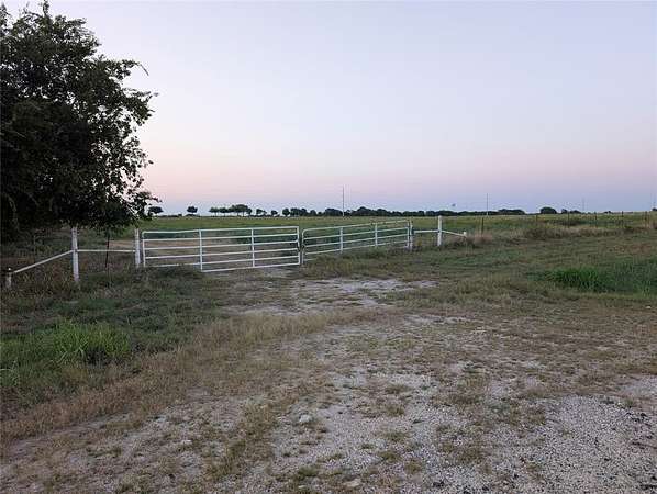 35.5 Acres of Land for Sale in Hillsboro, Texas