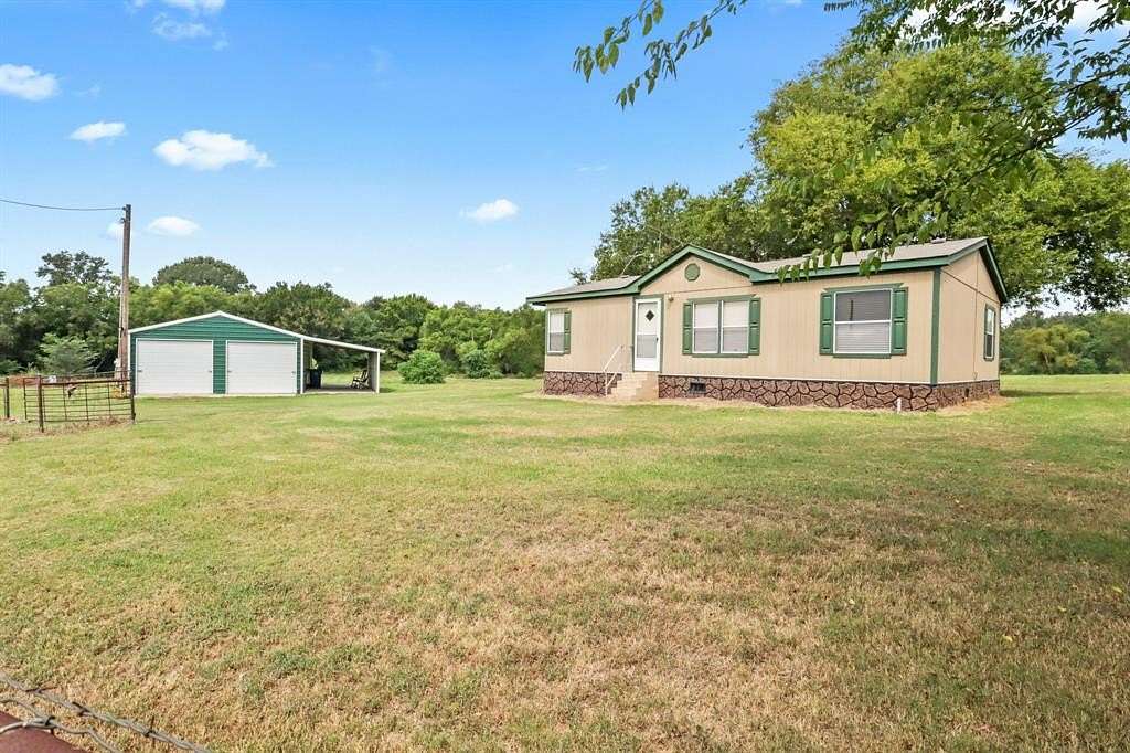16.3 Acres of Land with Home for Sale in Grand Saline, Texas