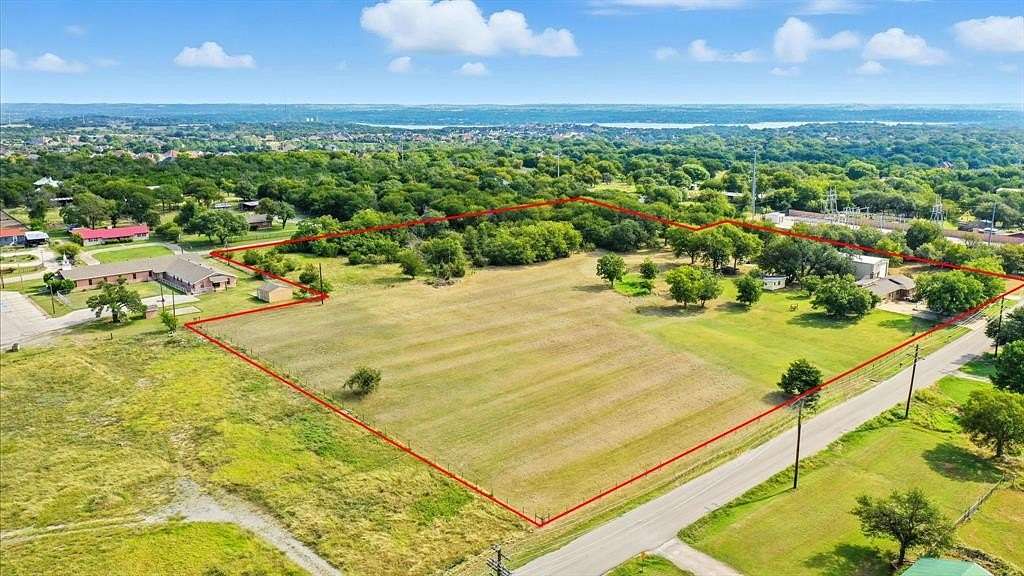 7.89 Acres of Mixed-Use Land for Sale in Hudson Oaks, Texas