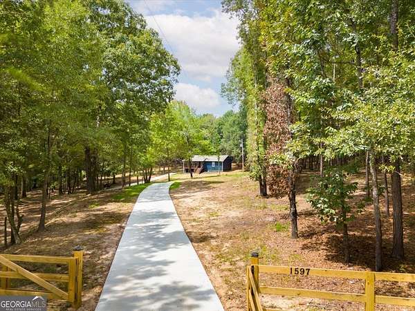 5.1 Acres of Residential Land with Home for Sale in Dacula, Georgia