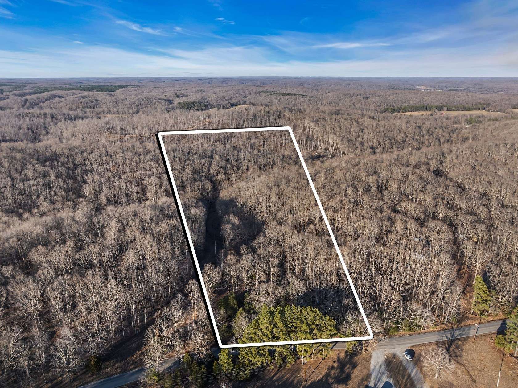 8 Acres of Residential Land for Sale in Nunnelly, Tennessee