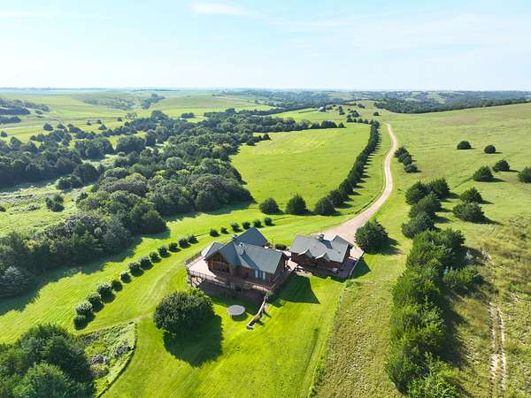 2,339 Acres of Land with Home for Sale in Sargent, Nebraska