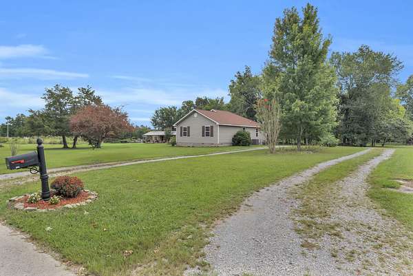 26.7 Acres of Land with Home for Sale in Shelbyville, Tennessee