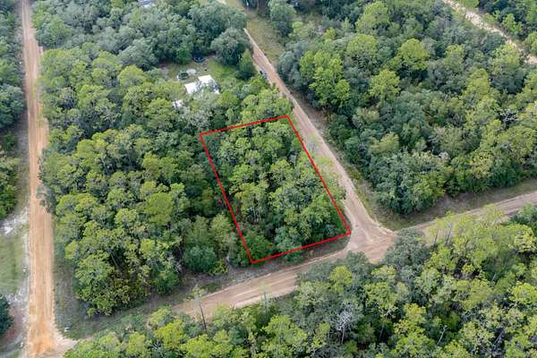 0.28 Acres of Residential Land for Sale in Interlachen, Florida