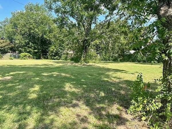 0.34 Acres of Residential Land for Sale in Groesbeck, Texas
