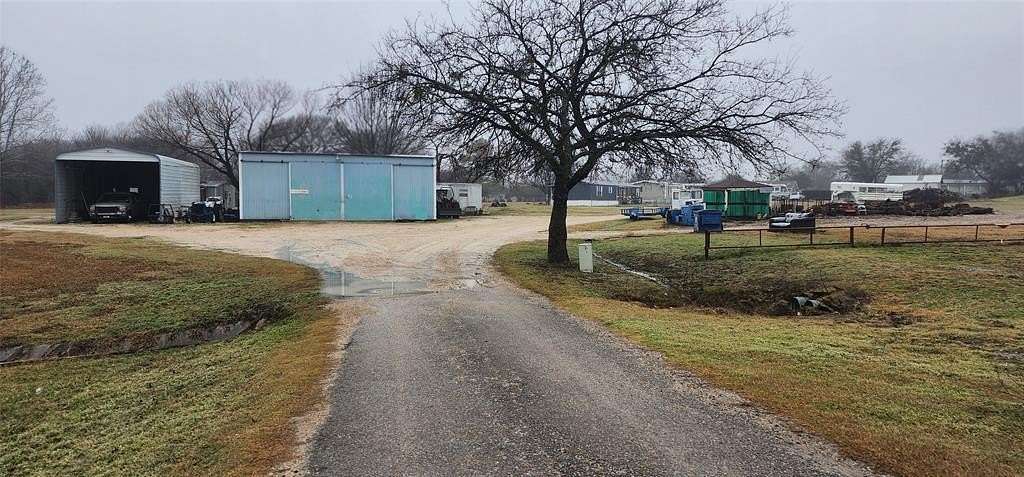 4 Acres of Residential Land for Sale in Mexia, Texas