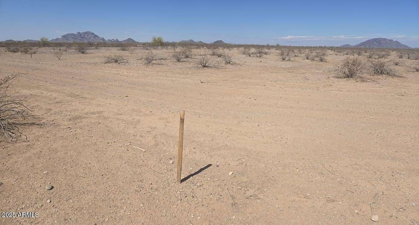 1 Acre of Residential Land for Sale in Tonopah, Arizona