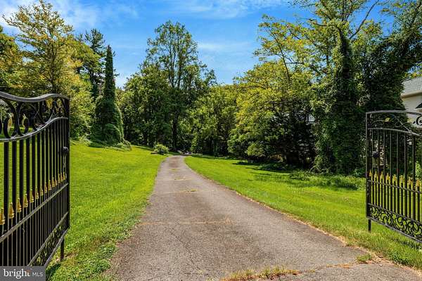 2 Acres of Residential Land with Home for Lease in McLean, Virginia