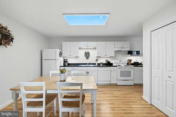 2.39 Acres of Residential Land with Home for Sale in Chester Gap, Virginia