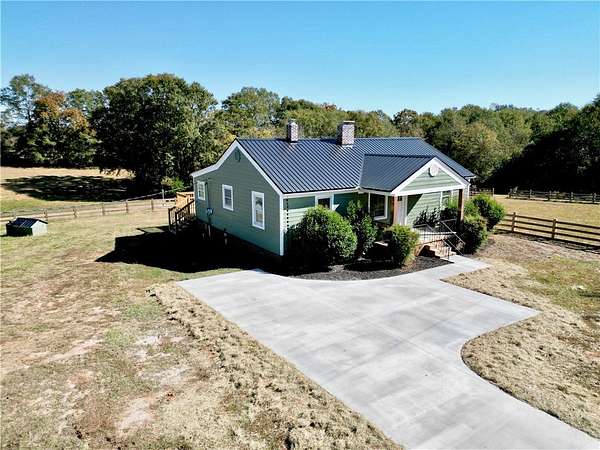 2 Acres of Residential Land with Home for Sale in Anderson, South Carolina