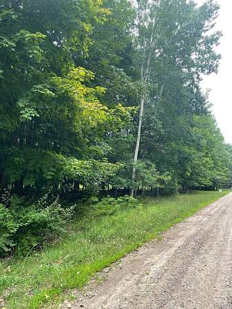 2.2 Acres of Residential Land for Sale in Addison Township, Michigan