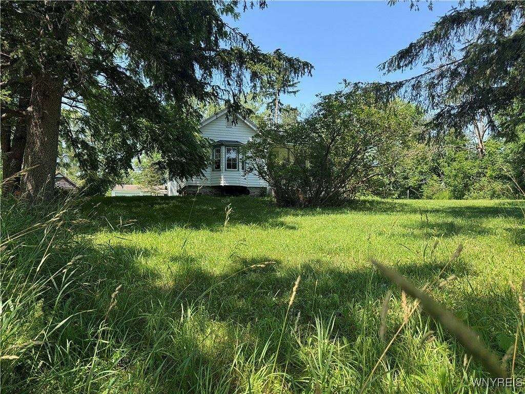 2 Acres of Residential Land with Home for Sale in Bennington, New York