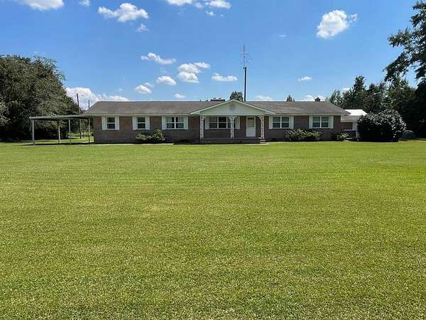 21.8 Acres of Land with Home for Sale in Barnwell, South Carolina