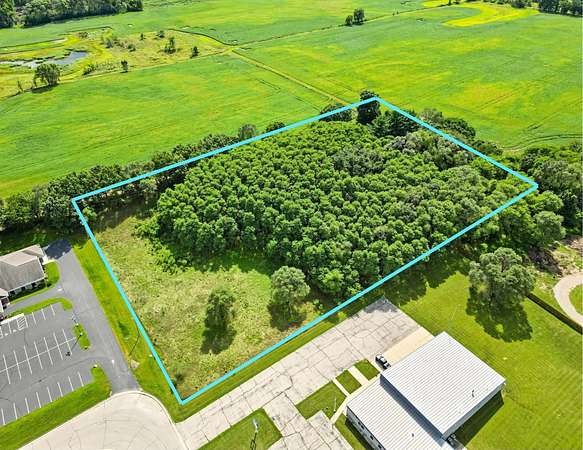 5.1 Acres of Commercial Land for Sale in Pardeeville, Wisconsin