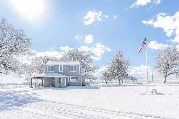 2.29 Acres of Residential Land with Home for Sale in Randalia, Iowa