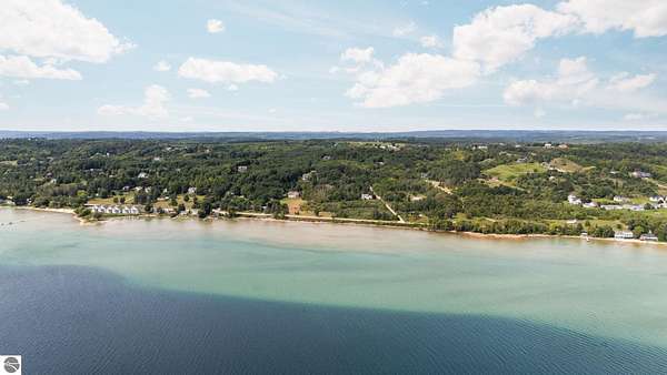 1.29 Acres of Residential Land for Sale in Suttons Bay, Michigan