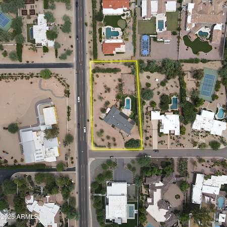 1.1 Acres of Residential Land for Sale in Paradise Valley, Arizona