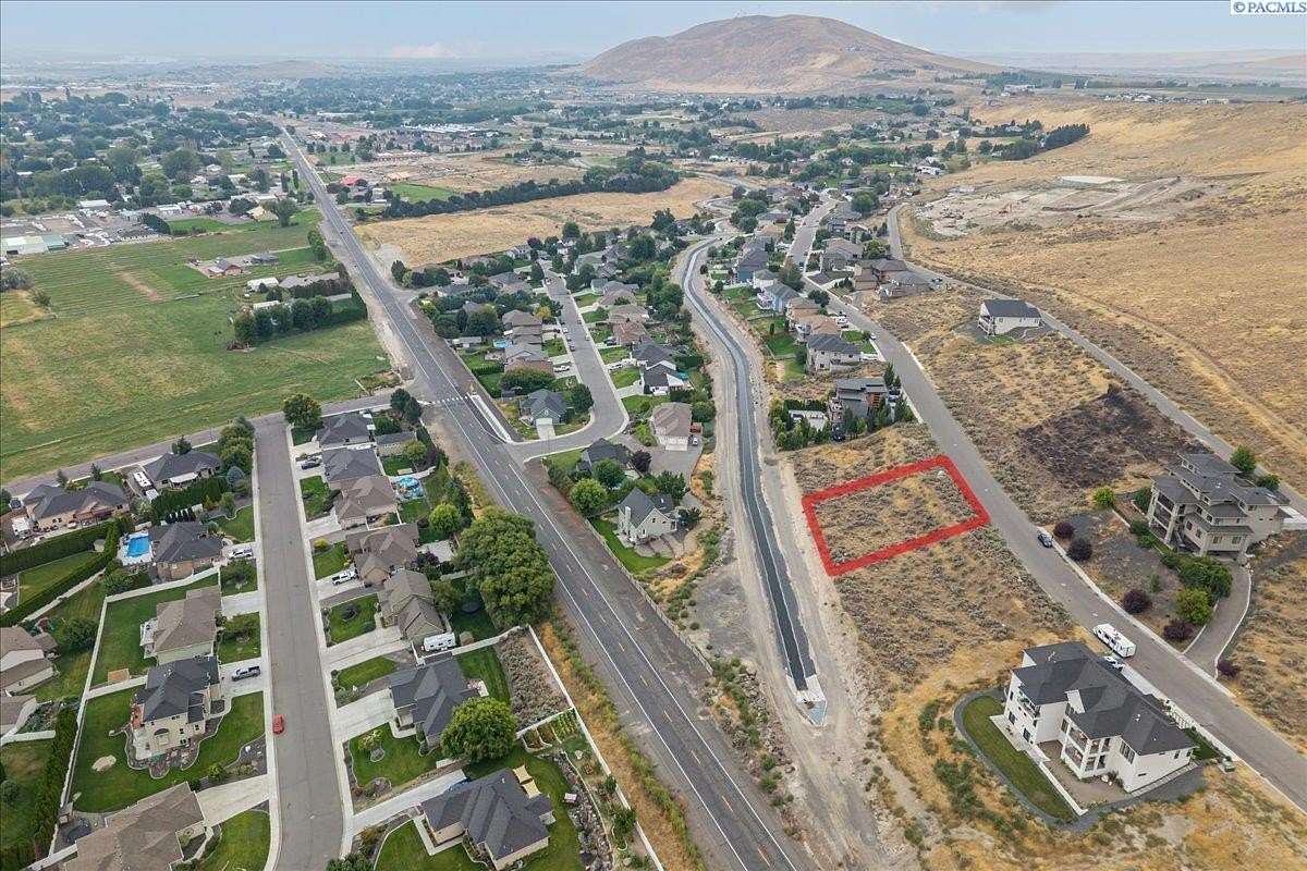 0.29 Acres of Residential Land for Sale in West Richland, Washington
