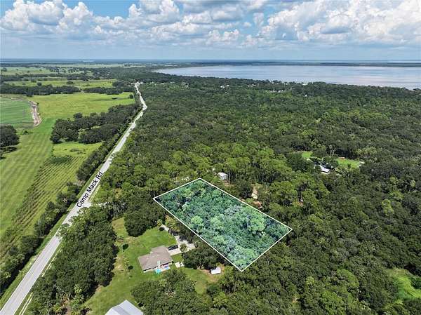 0.94 Acres of Land for Sale in Lake Wales, Florida